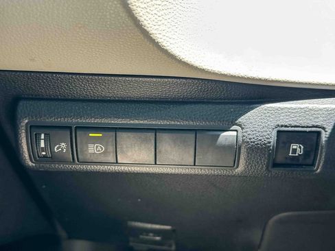 Used 2023 Toyota Corolla LE FWD image 32