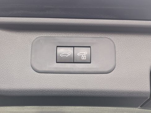 Used 2024 Toyota Grand Highlander Limited image 22