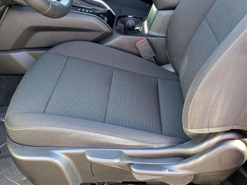 Used 2023 Chevrolet Colorado LT image 14