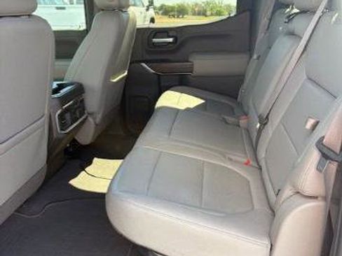 Used 2021 GMC Sierra 1500 SLT RWD image 18