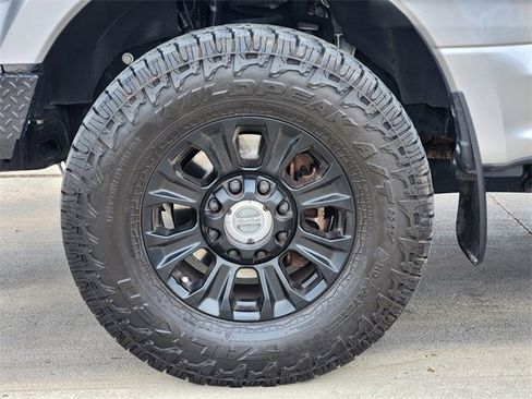 Used 2022 Ford F250 Lariat w/ Lariat Value Package image 8