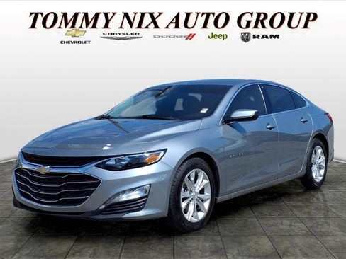 Used 2024 Chevrolet Malibu LT FWD image 1