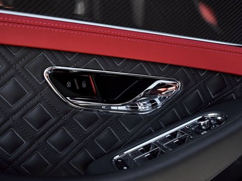 Used 2023 Bentley Continental GT S image 29