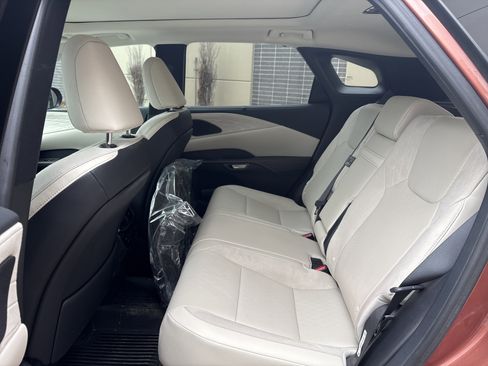 Used 2023 Lexus RX 350 AWD w/ Accessory Package (Z1) image 31