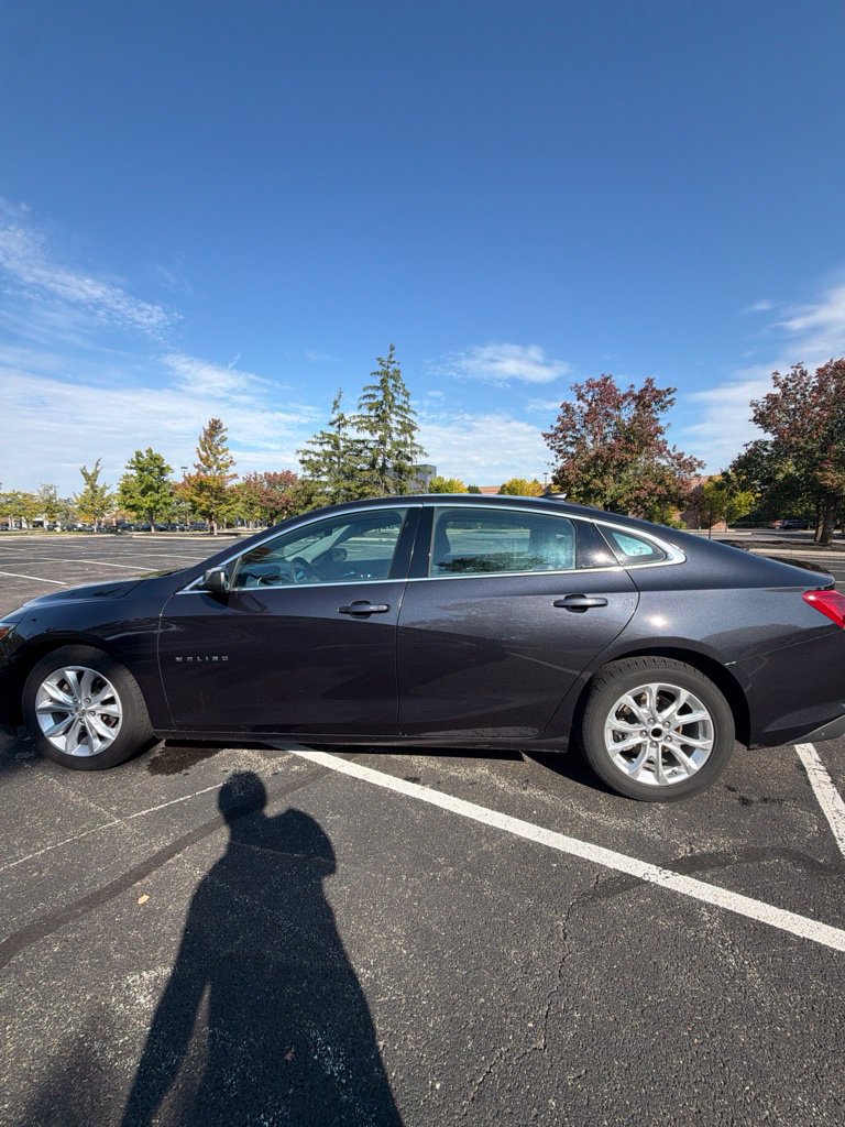 Used 2023 Chevrolet Malibu LT FWD image 9