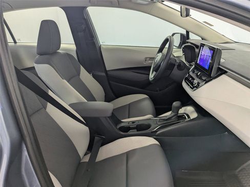 Used 2024 Toyota Corolla LE w/ LE Convenience Package image 24