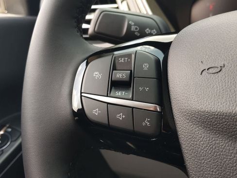 New 2024 Ford Escape SE FWD image 24