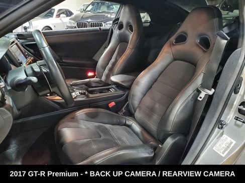 Used 2017 Nissan GT-R Premium AWD/4WD image 6