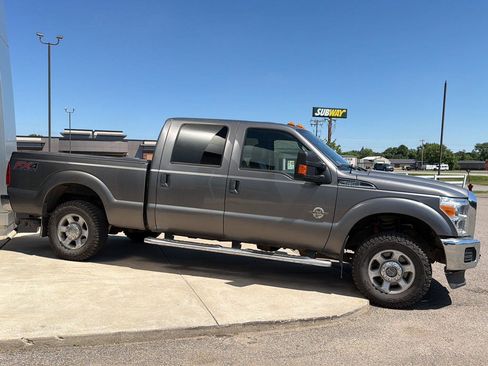 Used 2013 Ford F250 XLT w/ XLT Interior Pkg AWD/4WD image 4