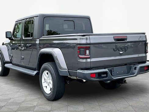 Used 2022 Jeep Gladiator Sport AWD/4WD image 5