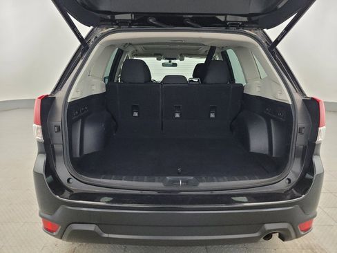 Used 2021 Subaru Forester Premium AWD/4WD image 29