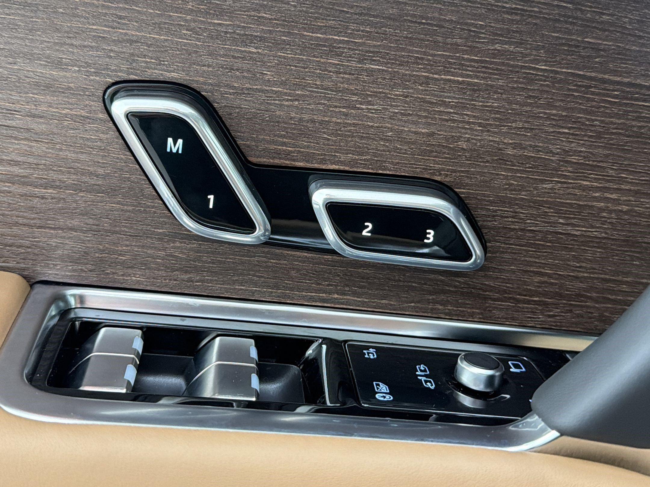 New 2026 Land Rover Range Rover SE AWD/4WD image 28
