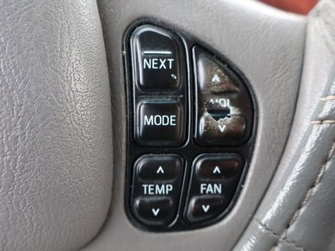 Used 2002 Mercury Grand Marquis LS image 30