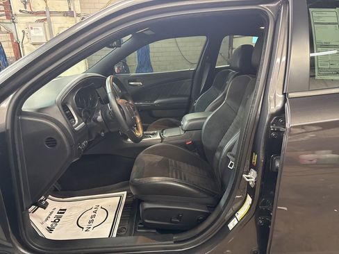 Used 2023 Dodge Charger Scat Pack w/ Daytona Edition Group image 9