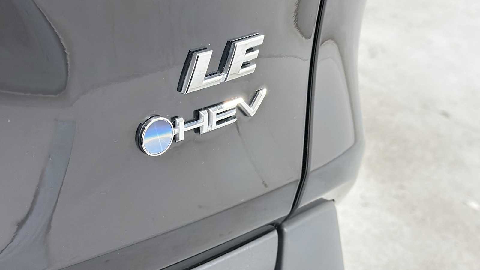 Certified 2025 Toyota RAV4 LE AWD/4WD image 28