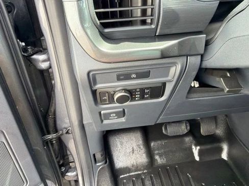 Used 2025 Ford F150 STX AWD/4WD image 17