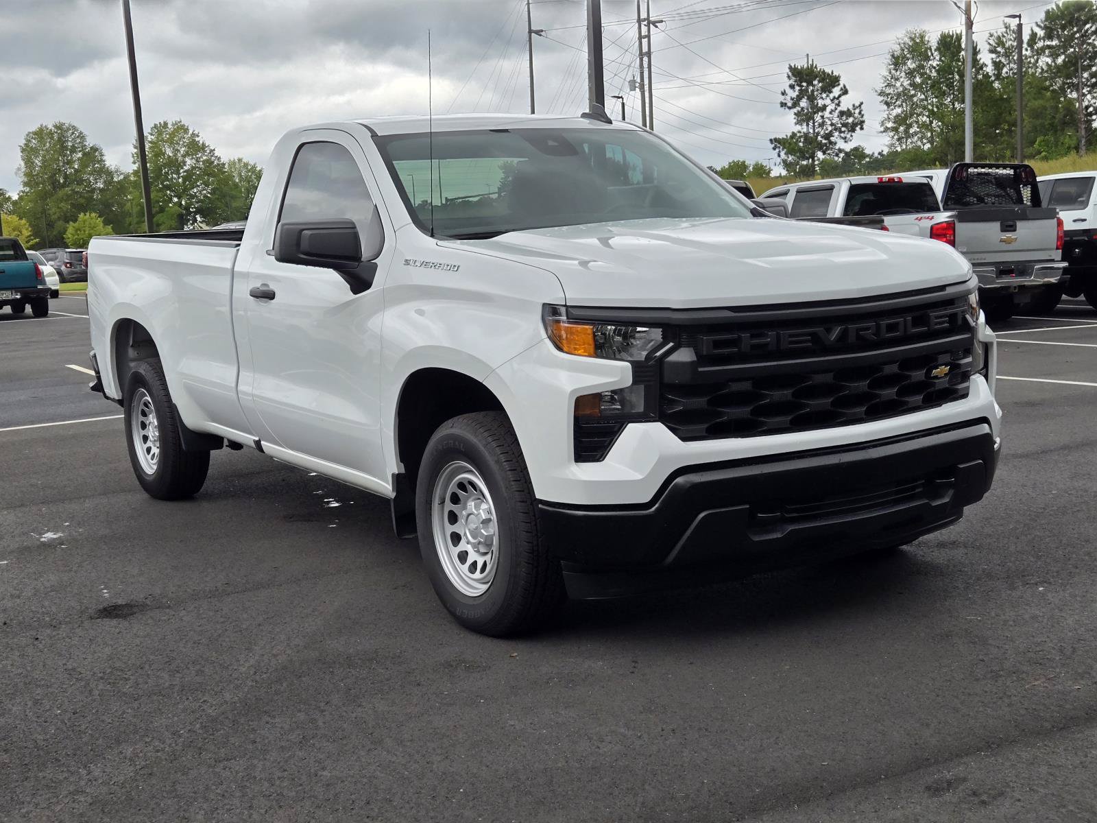 Used 2025 Chevrolet Silverado 1500 W/T w/ WT Value Package RWD image 4