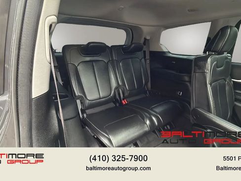 Used 2022 Jeep Grand Cherokee L Limited AWD/4WD image 22