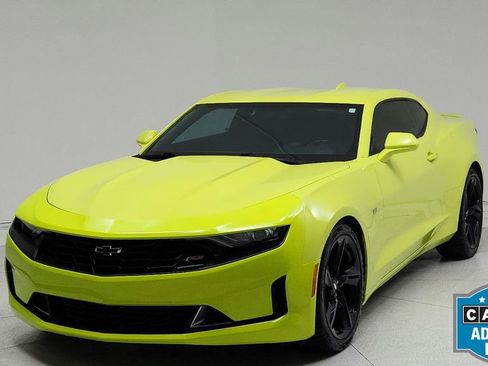 Used 2019 Chevrolet Camaro LT w/ RS Package image 5