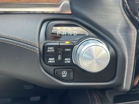 Used 2024 RAM 1500 Limited AWD/4WD image 20