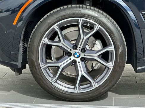 Used 2023 BMW X5 xDrive40i w/ M Sport Package AWD/4WD image 33