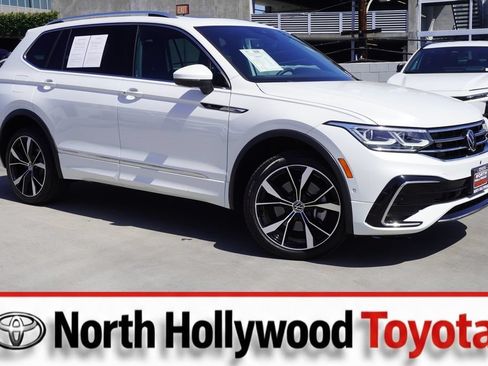 Used 2022 Volkswagen Tiguan SEL R-Line AWD/4WD image 1