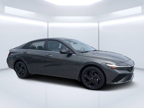 New 2026 Hyundai Elantra SEL Sport Premium FWD image 1