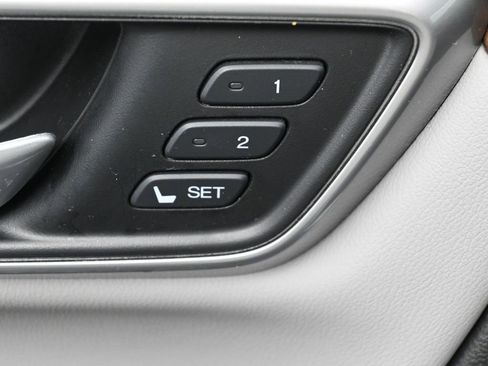 Used 2022 Honda CR-V EX-L image 15