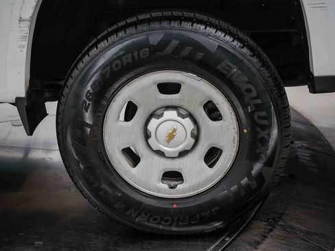 Used 2017 Chevrolet Colorado W/T image 9