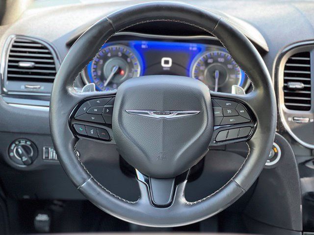 Used 2021 Chrysler 300 S w/ S Model Appearance Package RWD image 30