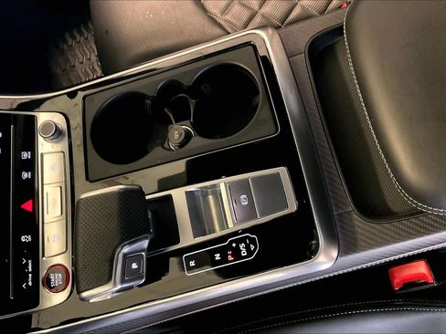 Used 2024 Audi SQ8 Prestige w/ Prestige Package image 14