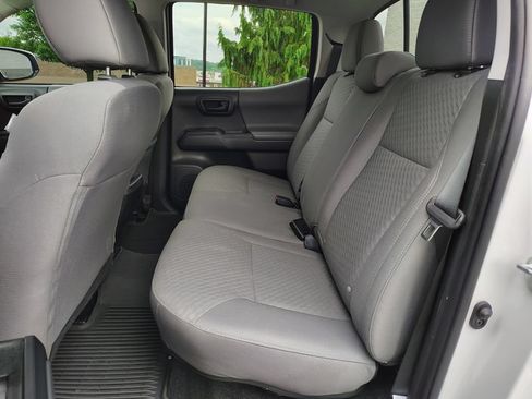Used 2023 Toyota Tacoma SR AWD/4WD image 17