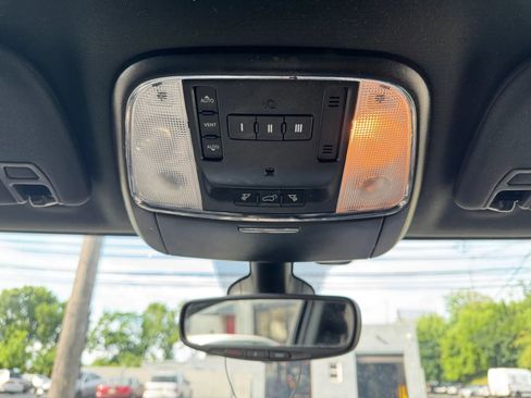 Used 2017 Jeep Grand Cherokee Limited AWD/4WD image 24