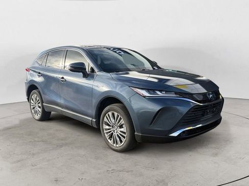 Used 2021 Toyota Venza Limited w/ Advanced Technology Package image 7