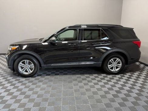 Used 2021 Ford Explorer XLT w/ Equipment Group 202A AWD/4WD image 6