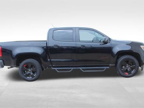 Used 2020 Chevrolet Colorado LT w/ Redline Special Edition image 5