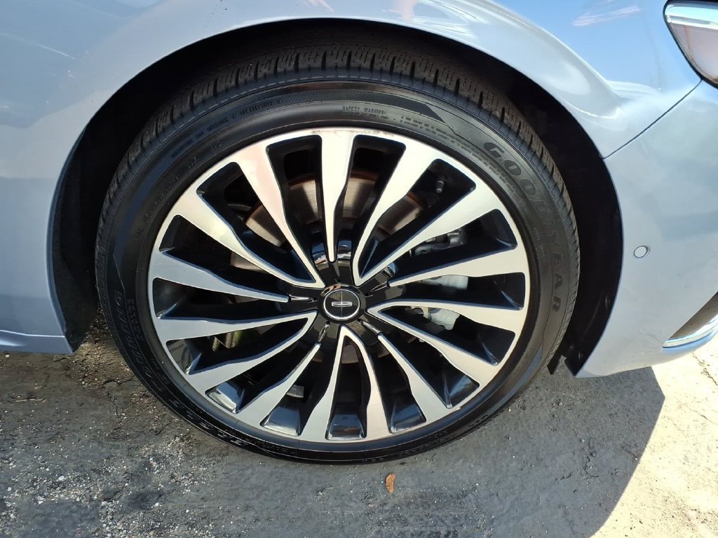 Used 2019 Lincoln Continental Black Label w/ Rear Seat Package AWD/4WD image 41