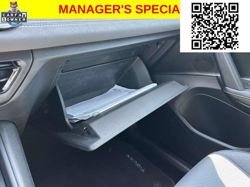 Used 2025 Volkswagen Tiguan SE w/ Panoramic Sunroof Package AWD/4WD image 32