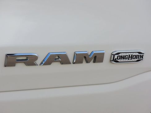Used 2021 RAM 1500 Limited image 11