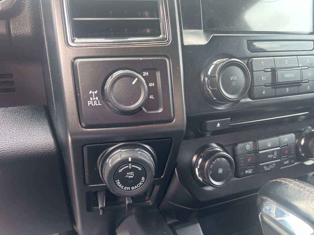 Used 2017 Ford F150 XLT w/ Equipment Group 302A Luxury AWD/4WD image 19