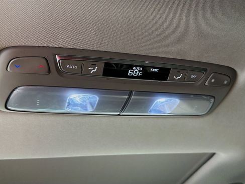 Used 2022 Kia Telluride SX w/ Nightfall Edition Package AWD/4WD image 27