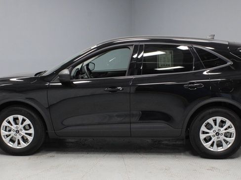 Certified 2025 Ford Escape Active image 7