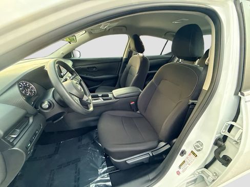 Certified 2025 Nissan Sentra S image 18