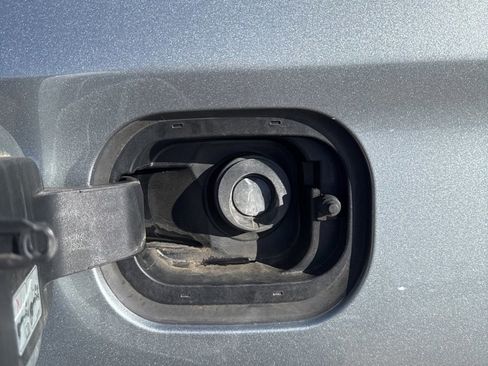 Used 2023 Chevrolet Traverse LT w/ Midnight/Sport Edition image 34