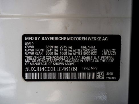 Used 2020 BMW X5 M50i w/ Premium Package image 51