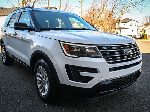 Used 2017 Ford Explorer 4WD image 6