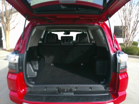 Used 2023 Toyota 4Runner TRD Off-Road Premium image 31