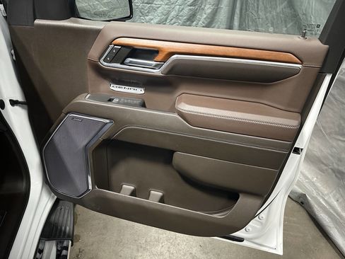 Used 2023 GMC Sierra 1500 Denali w/ Technology Package image 8