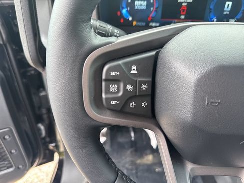 New 2025 Ford Bronco Badlands AWD/4WD image 11