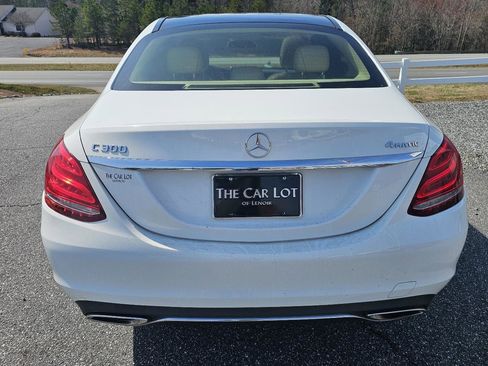 Used 2017 Mercedes-Benz C 300 4MATIC Sedan image 5